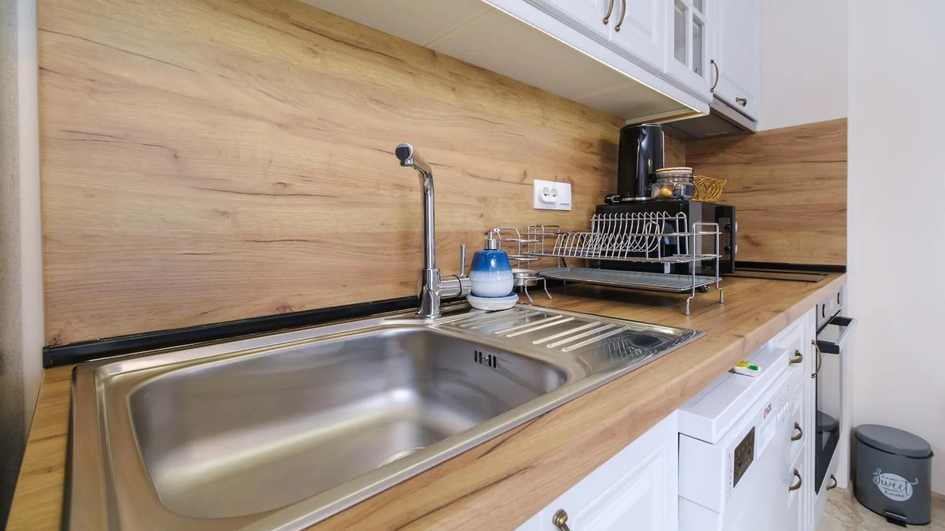 Ldv 13 Apartments Free Private Parking Пловдив